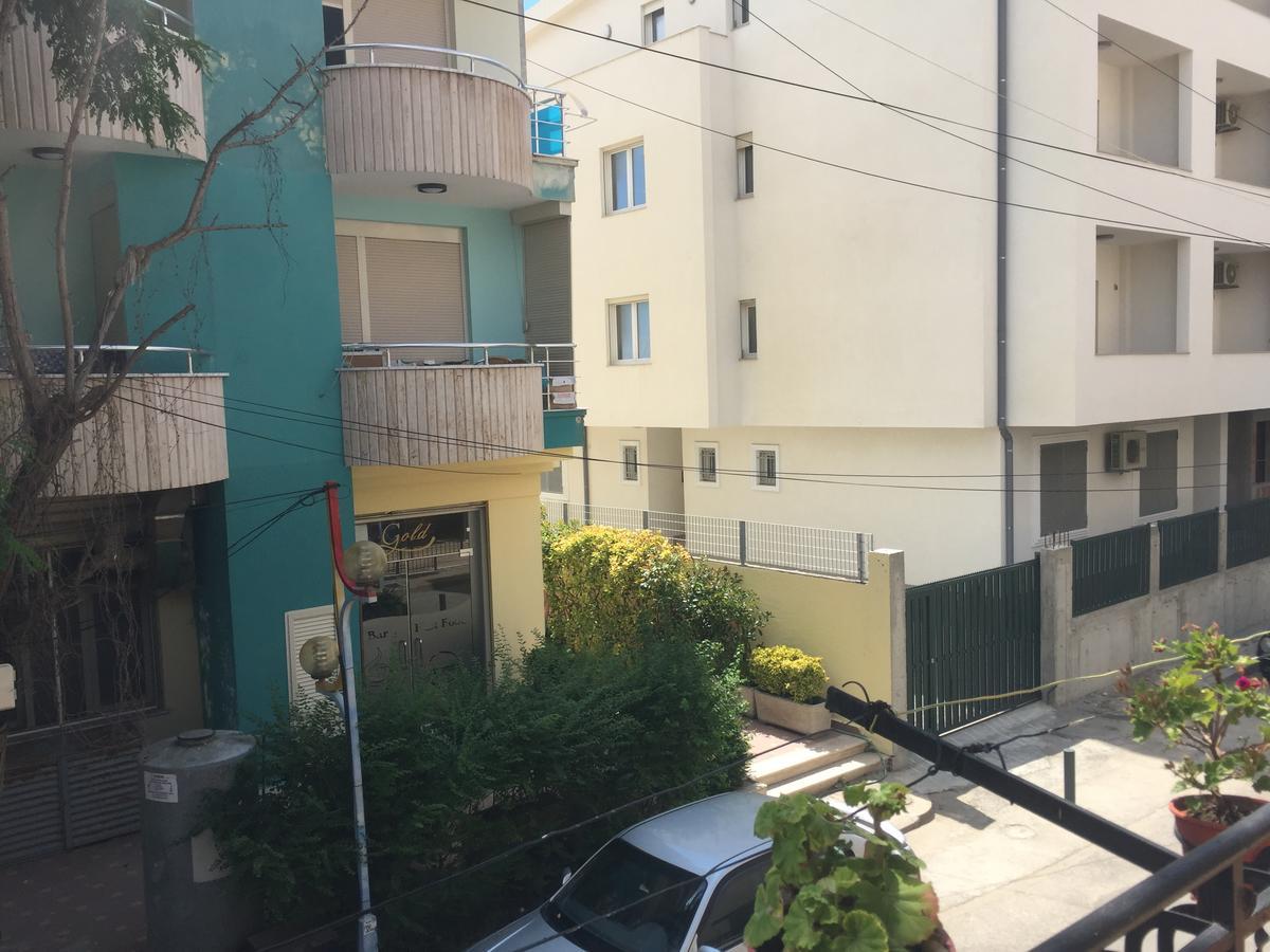 Seaside Apartments ドゥラス エクステリア 写真